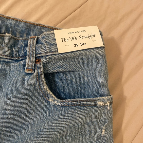 Classic Light Blue Denim Jeans - Picture 3 of 4